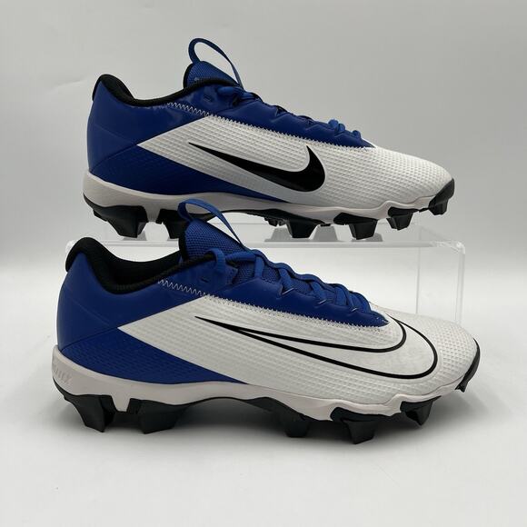 Athletic_Shoes